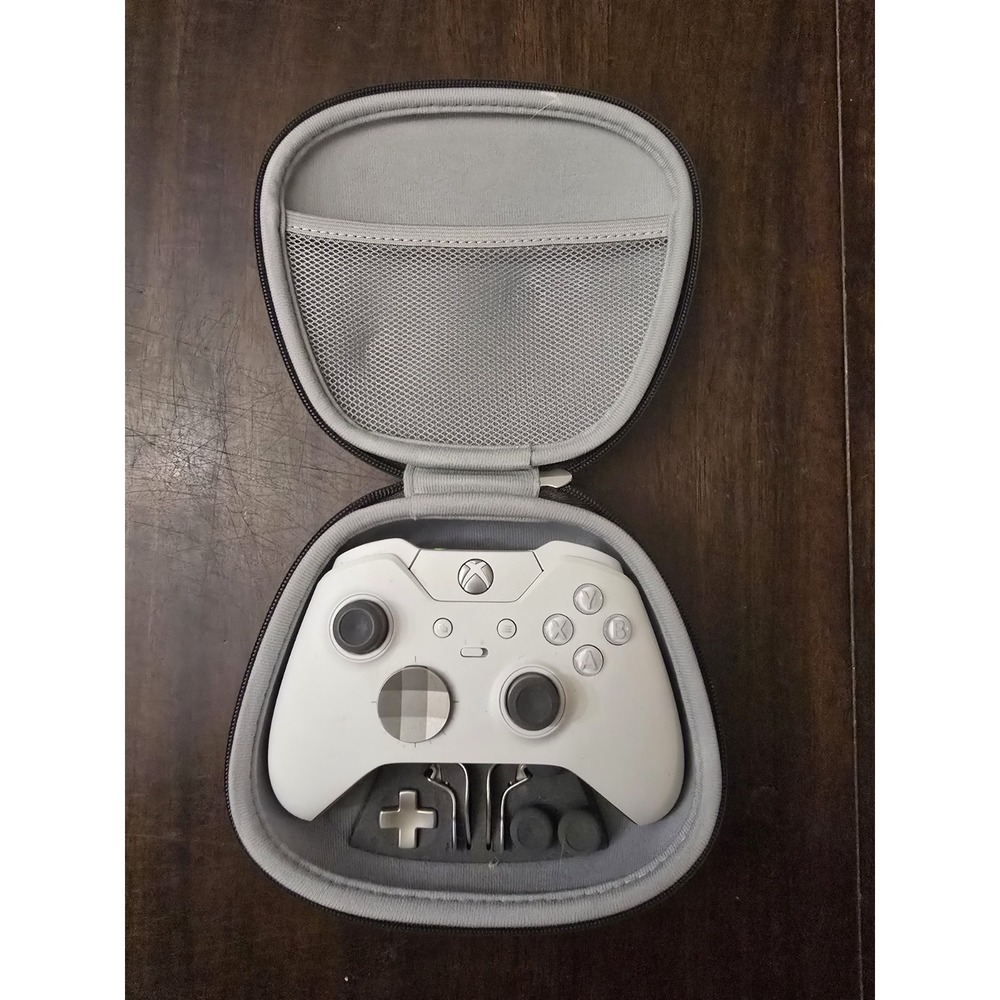 GENUINE MICROSOFT XBOX ONE ELITE WIRELESS CONTROLLER WHITE- (Model 1698)